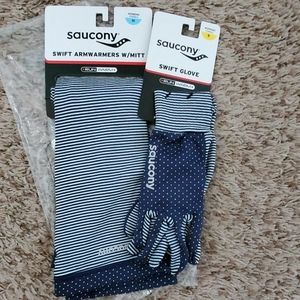 Womens Saucony running gloves and are sleeves NWT
